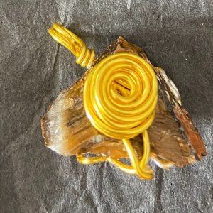 🎀 3 for $25 Goldtone Wire Wrapped Agate (Gemstone) Pendant